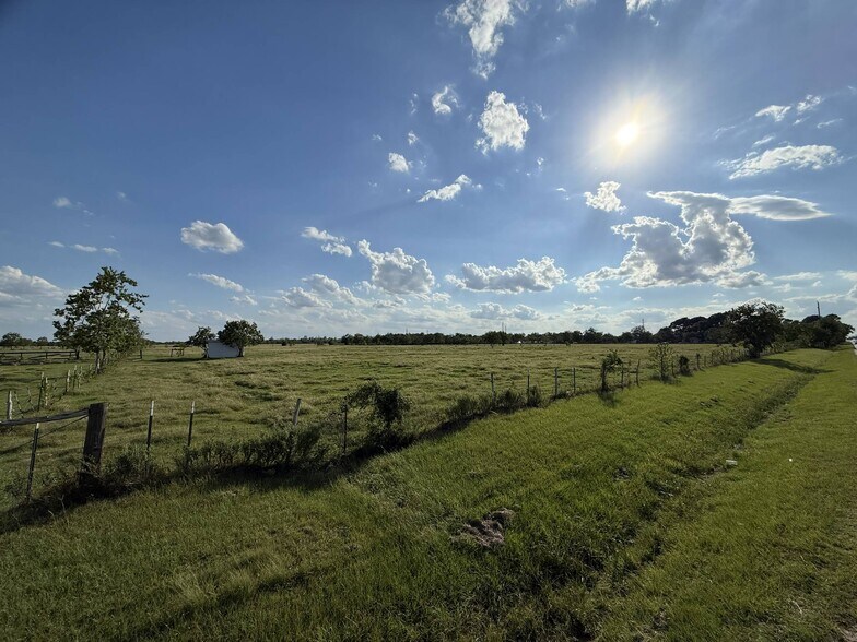 More Photos Of 00 Beckendorff Rd, Katy Land For Sale