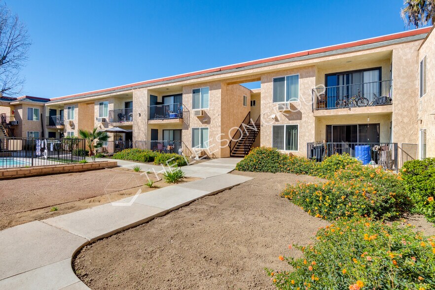 More Photos Of 16465 Joy St, Lake Elsinore Apartments For Sale