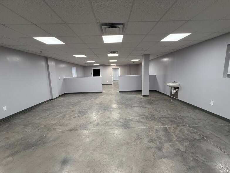 More Photos Of 3445-3447 Lee Hwy, Weyers Cave Apartments For Lease