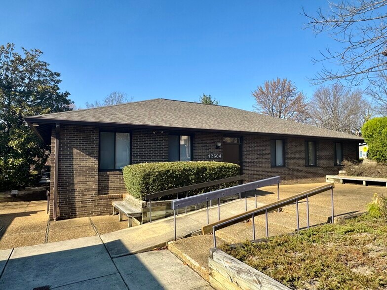 More Photos Of 12604-12606 Lake Ridge Dr, Woodbridge Medical For Sale