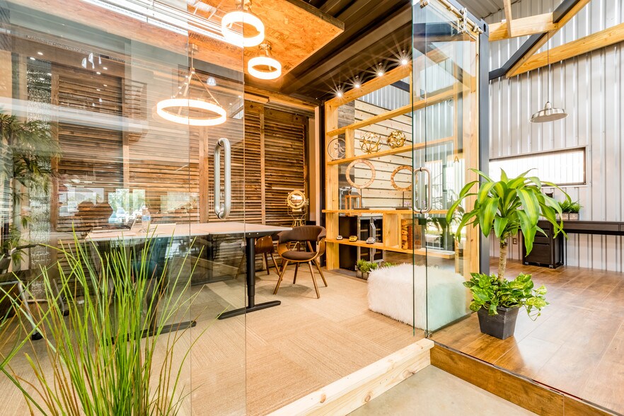 More Photos Of 1310 Rayford Park Rd, Spring Coworking Space