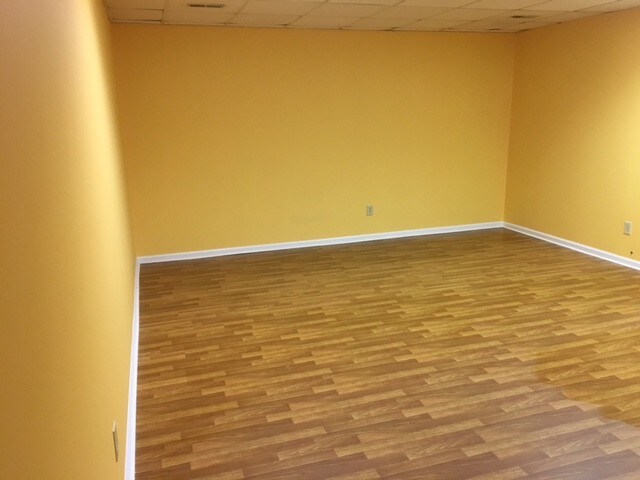 More Photos Of 120 S Market St, Madison Storefront Retail Residential For Sale