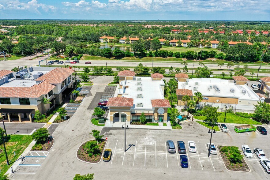 More Photos Of 19517 Highland Oaks dr, Estero General Retail For Sale