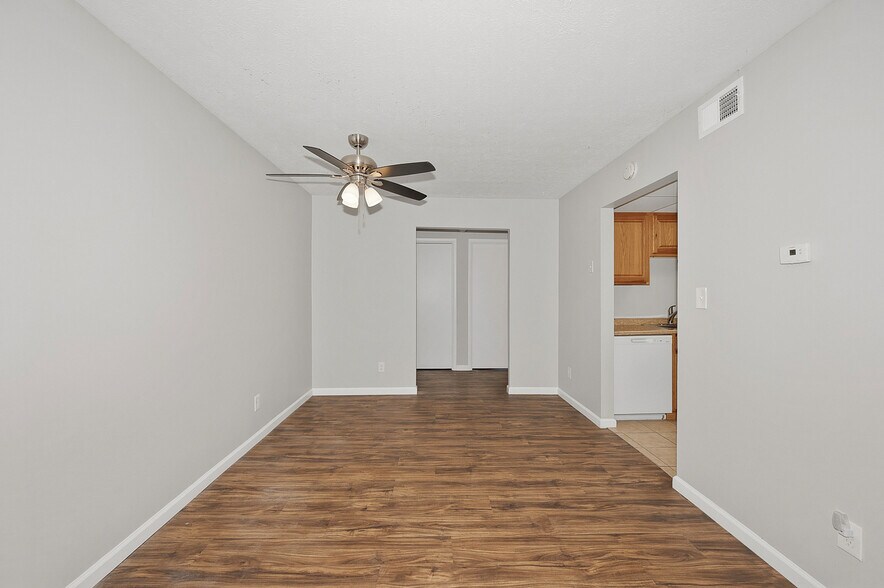 More Photos Of 3935-3939 Wilma Ct, Cincinnati Apartments For Sale