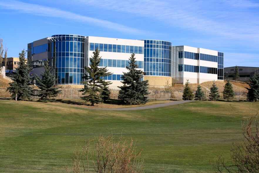 More Photos Of 110 Country Hills Landing NW, Calgary Office For Lease