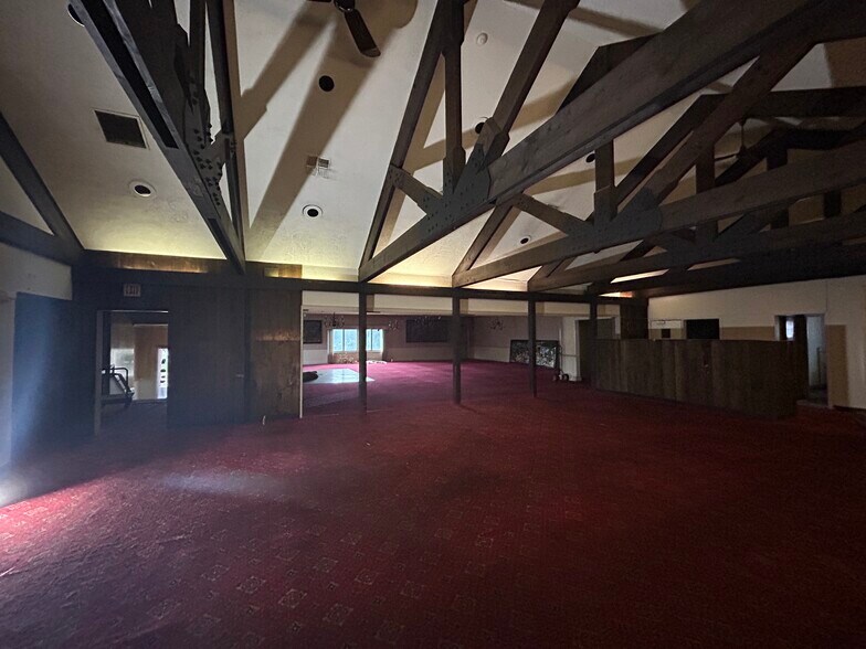 More Photos Of 602 Ridge Rd, Webster Restaurant For Sale