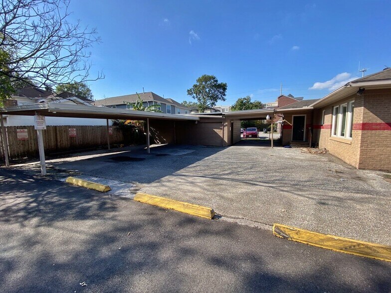 More Photos Of 1635 Richmond Ave, Houston Office Residential For Sale