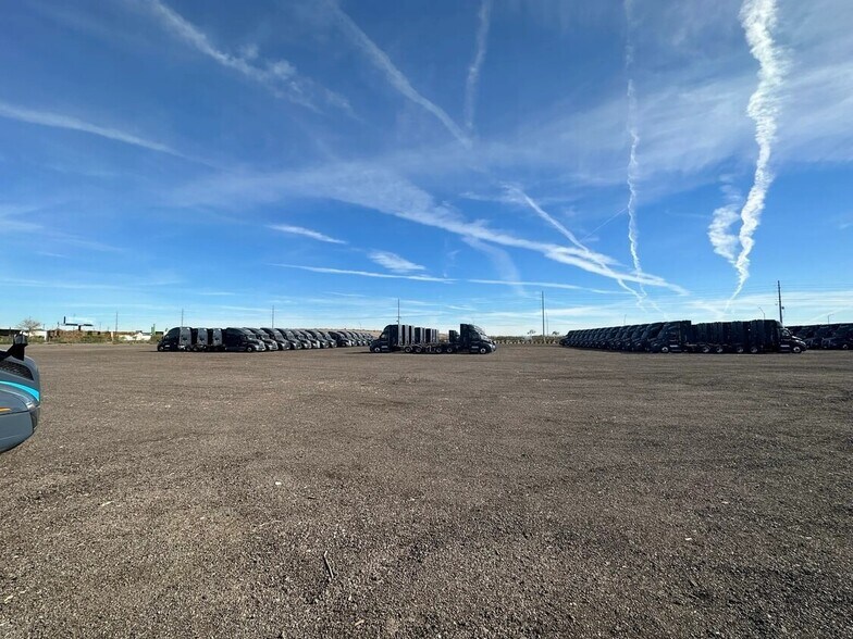 More Photos Of 3420 S 35th Ave, Phoenix Contractor Storage Yard For Lease