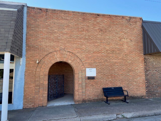 Primary Photo Of 11119 Highway 76, Healdton Office For Sale