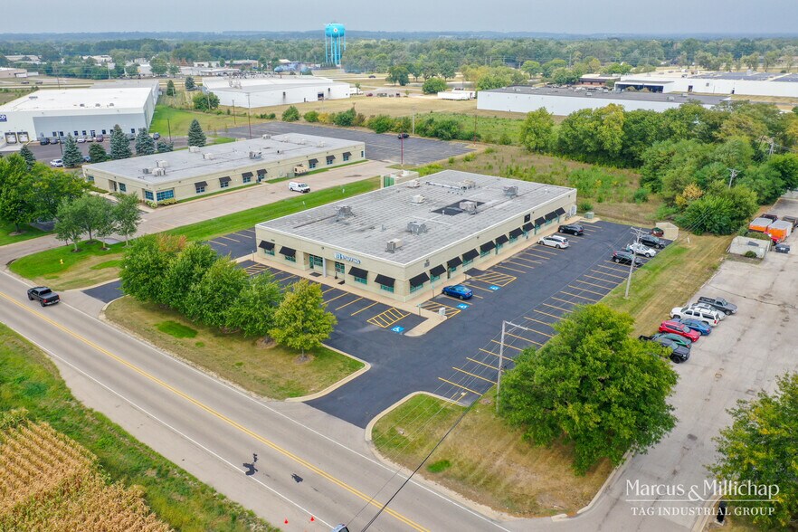 More Photos Of 9950 Alpine Rd, Machesney Park Warehouse For Lease