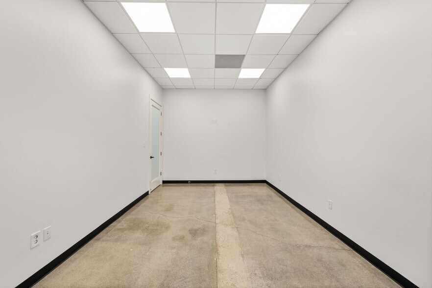More Photos Of 701 Texas St, Redlands Office For Sale