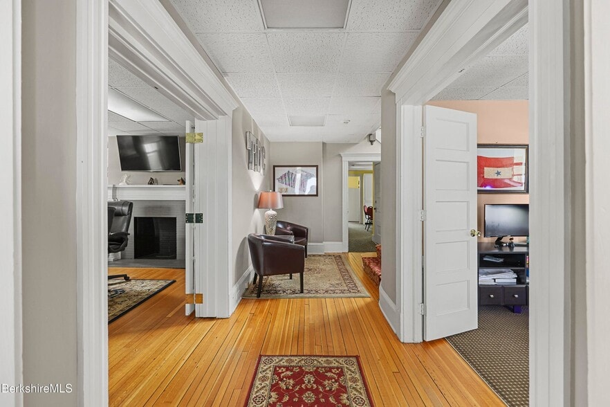 More Photos Of 92 Elm St, Pittsfield Office For Sale