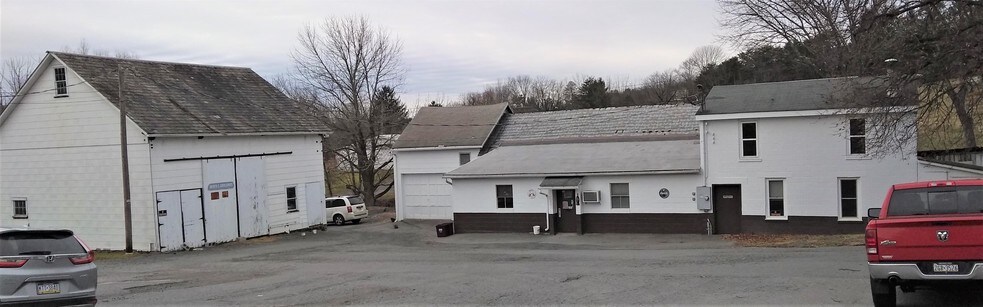 More Photos Of 124 Mahoning Dr E, Lehighton Storefront For Sale