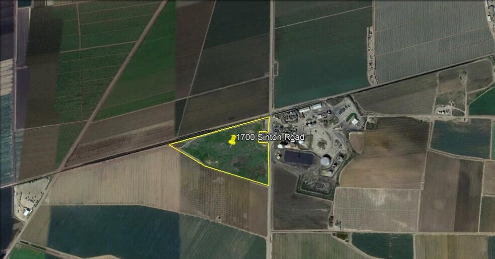 More Photos Of 1702 Sinton Rd, Santa Maria Land For Lease