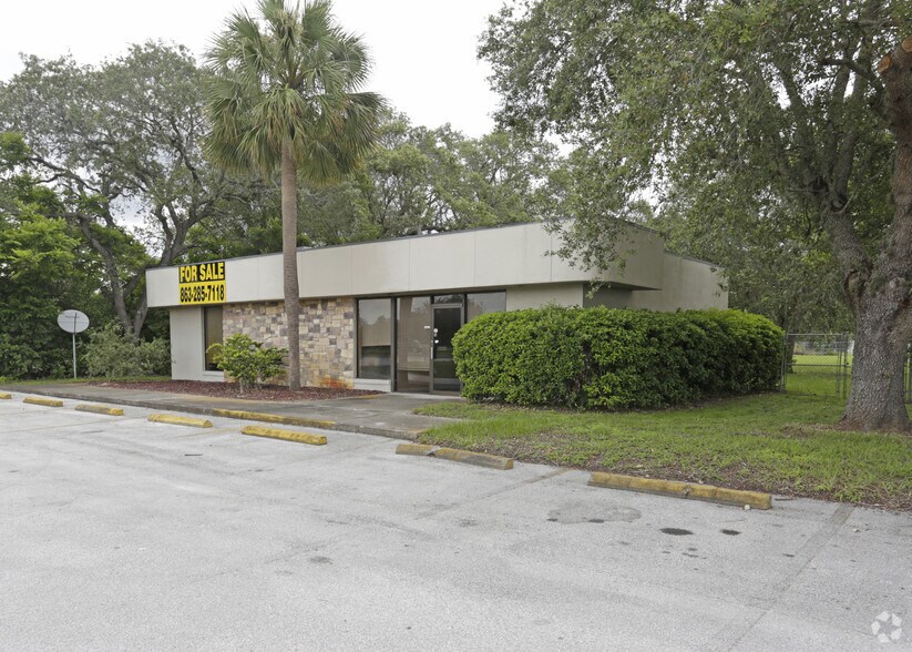 Primary Photo Of 15381 Hwy 27, Lake Wales Office For Sale
