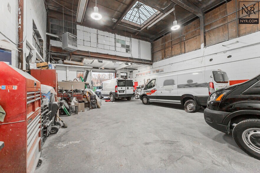 More Photos Of 10620 157th St, Jamaica Warehouse For Sale