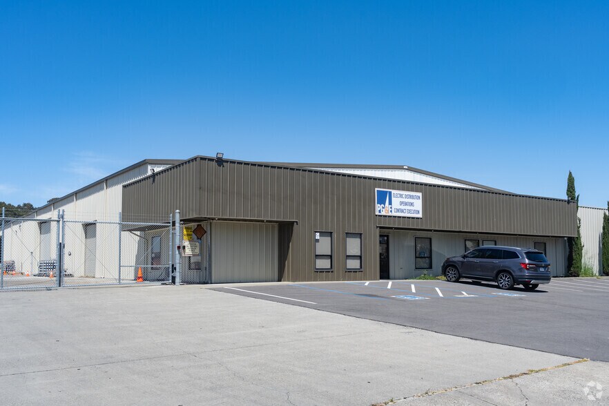More Photos Of 1111 Green Island Rd, American Canyon Warehouse For Lease