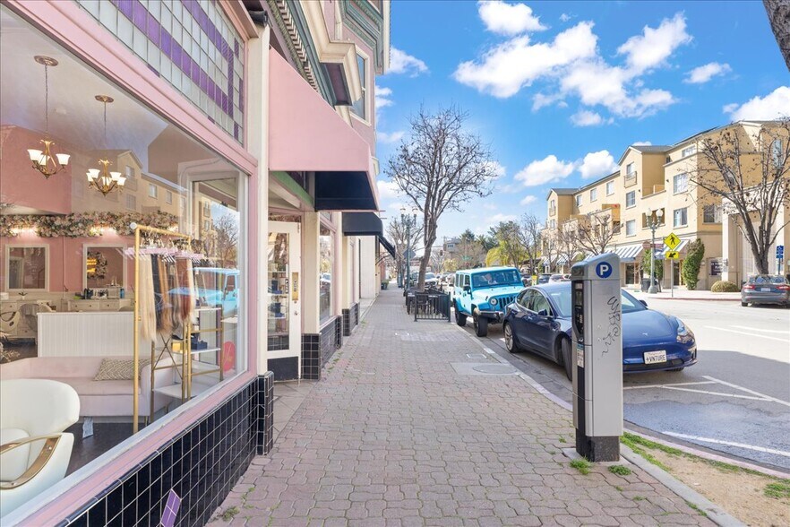 More Photos Of 903 Main St, Redwood City Storefront Retail Office For Sale