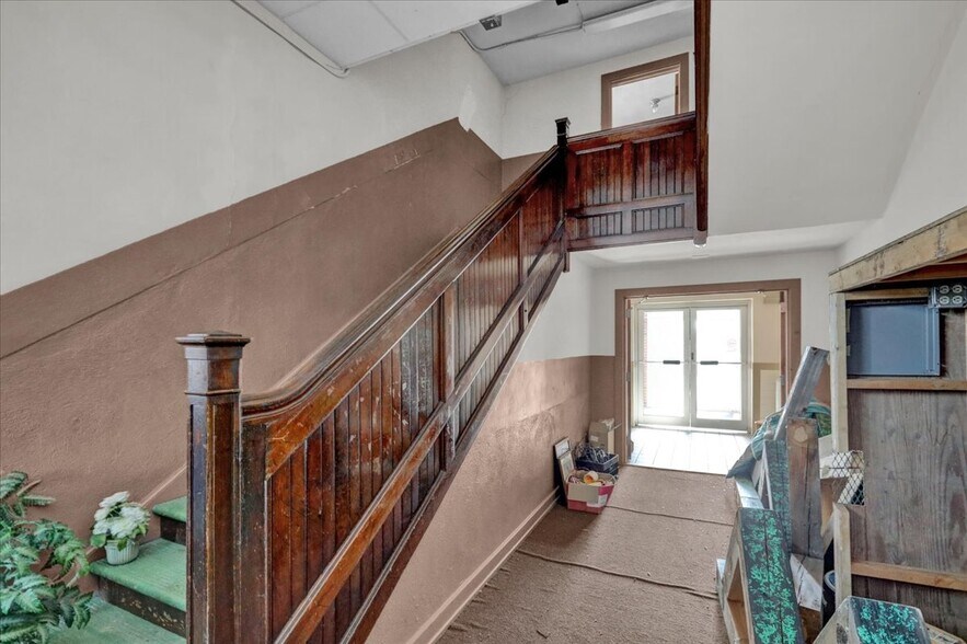 More Photos Of 301 Heffner St, Minersville Specialty For Sale