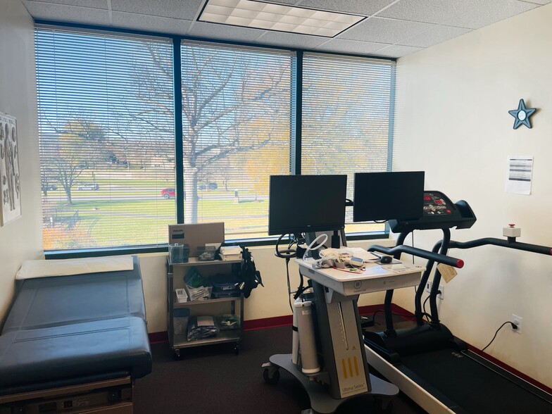 More Photos Of 19465 Deerfield Ave, Lansdowne Medical For Sale