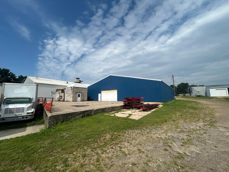 More Photos Of 310 Portland Rd, Waterloo Warehouse For Lease