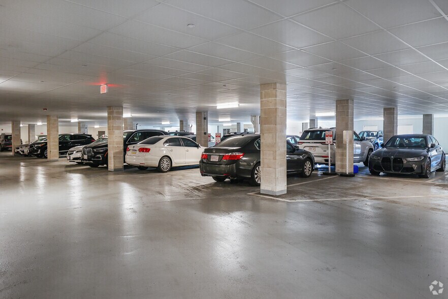 More Photos Of 231 Washington St, Salem Coworking Space