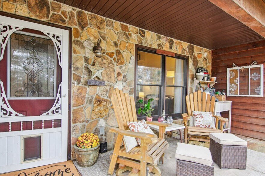 More Photos Of 354 Ivy Ridge Cir, Sylva Specialty For Sale