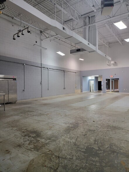 More Photos Of 21770 Beaumeade Cir, Ashburn Industrial For Sale