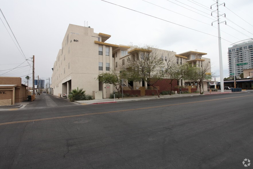 More Photos Of 801 Las Vegas Blvd S, Las Vegas Apartments For Lease