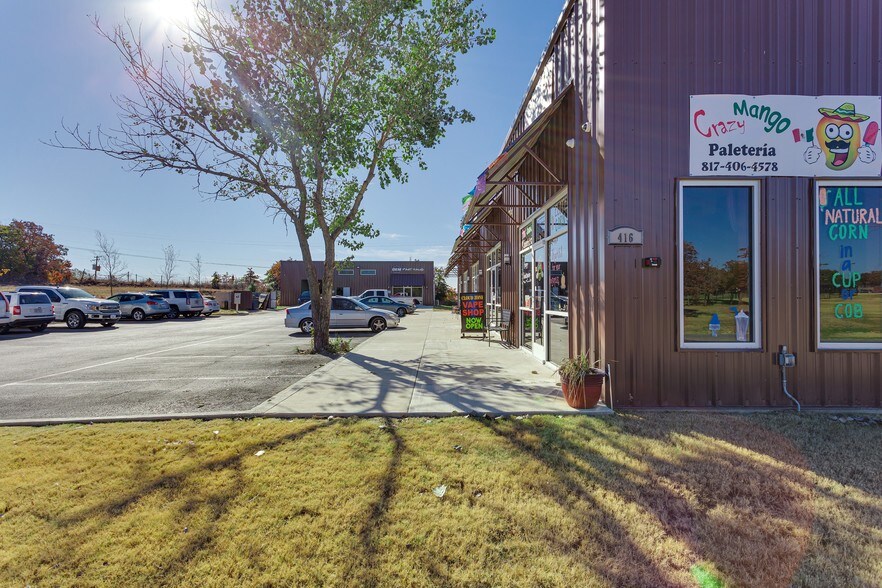 More Photos Of 416 Commerce St, Azle Storefront Retail Office For Sale