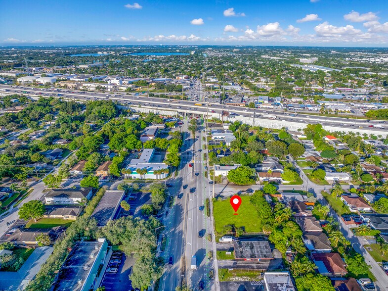 Primary Photo Of 481 NW 44th St, Oakland Park Land For Sale