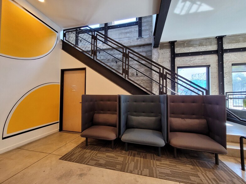 More Photos Of 1528 Webster St, Oakland Office For Lease