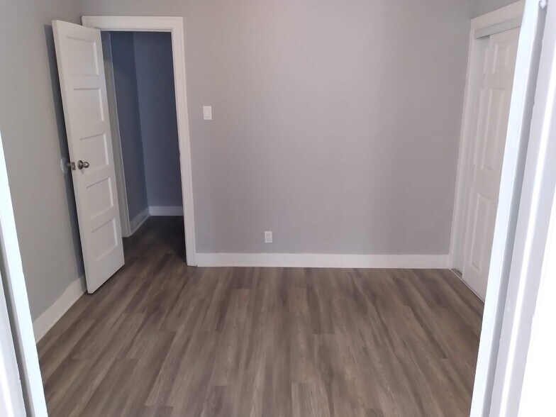 More Photos Of 907-909 Glendale Blvd, Los Angeles Apartments For Sale