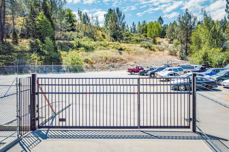 More Photos Of 1025 Idaho Maryland Rd, Grass Valley Warehouse For Lease