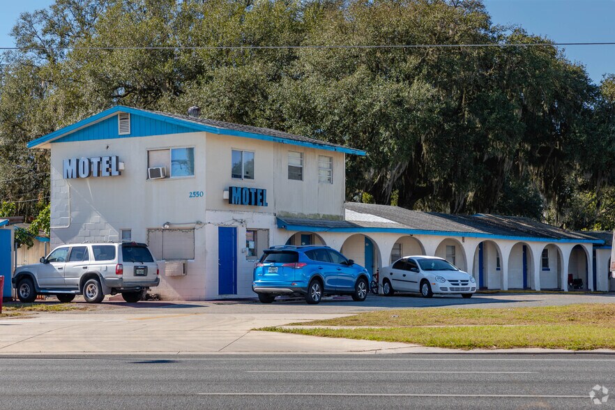 Primary Photo Of 2550 E Irlo Bronson Memorial Hwy, Kissimmee Hotel For Sale