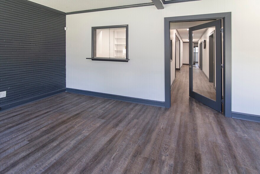 More Photos Of 318 S South St, Gastonia Office For Lease