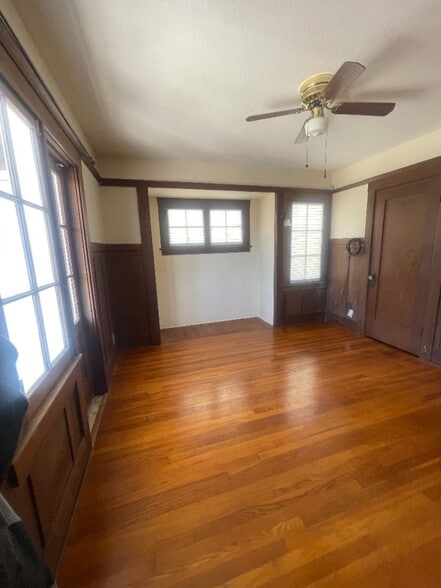 More Photos Of 3915 Bluff Pl, San Pedro Apartments For Sale