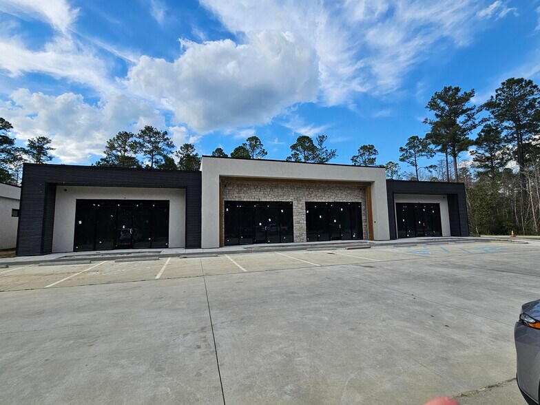 More Photos Of 3369 Argent Blvd, Ridgeland Office For Lease