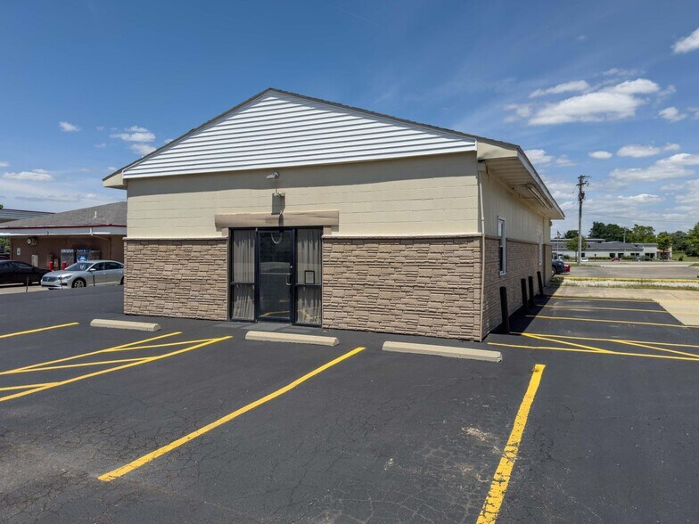 More Photos Of 1000 Scioto St, Urbana Storefront Retail Office For Sale