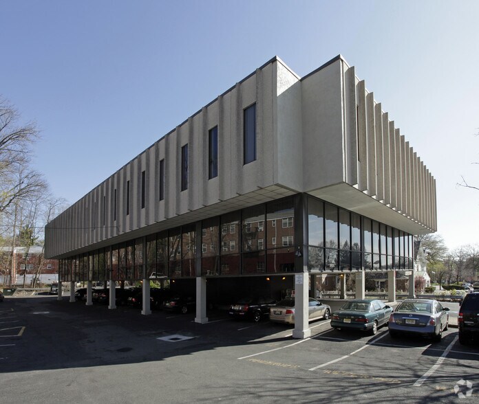 More Photos Of 111 Northfield Ave, West Orange Office For Lease