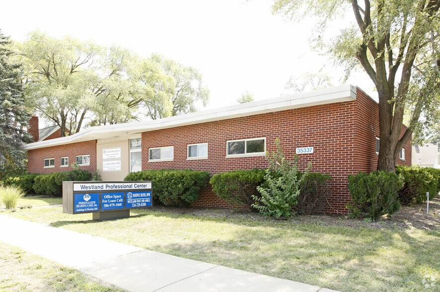 More Photos Of 35337 Warren Rd, Westland Medical For Sale