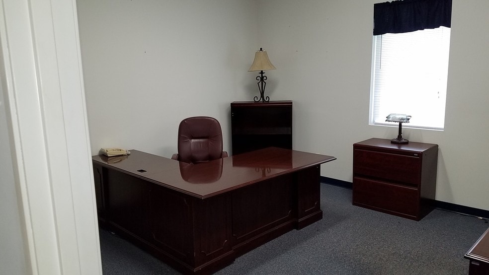 More Photos Of 8208 Salyer Dr, Wallops Island Office For Lease
