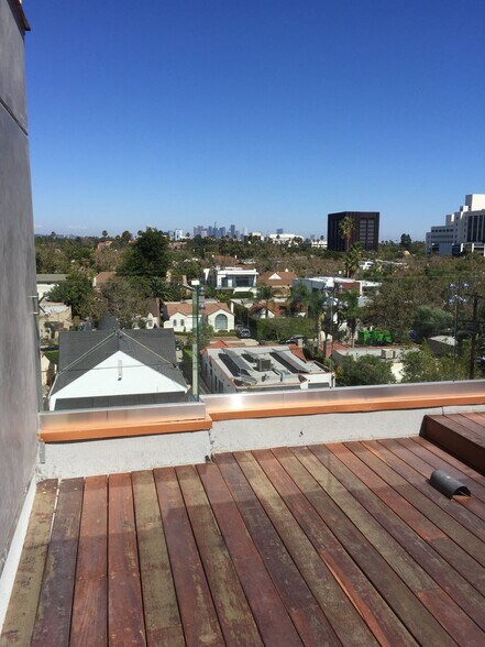 More Photos Of 600 S La Brea Ave, Los Angeles Storefront Retail Residential For Sale