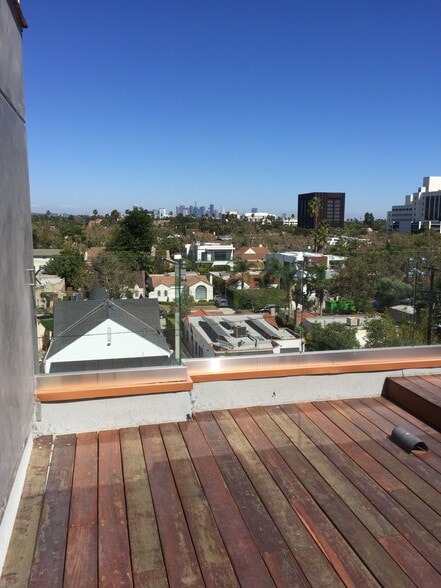 More Photos Of 600 S La Brea Ave, Los Angeles Storefront Retail Residential For Sale