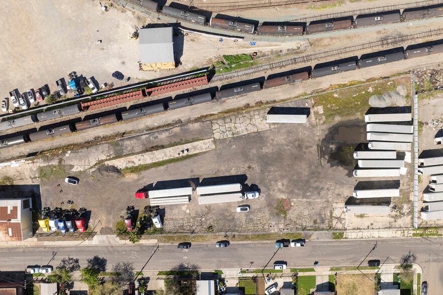 More Photos Of 2025 E Weber Ave, Stockton Land For Lease