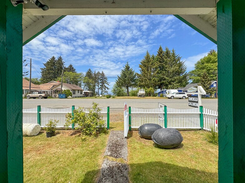 More Photos Of 16672 Frontier st, Clallam Bay Specialty For Sale