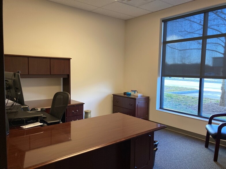 More Photos Of 1547 Mountain Rd, Andersonville Manufacturing For Lease