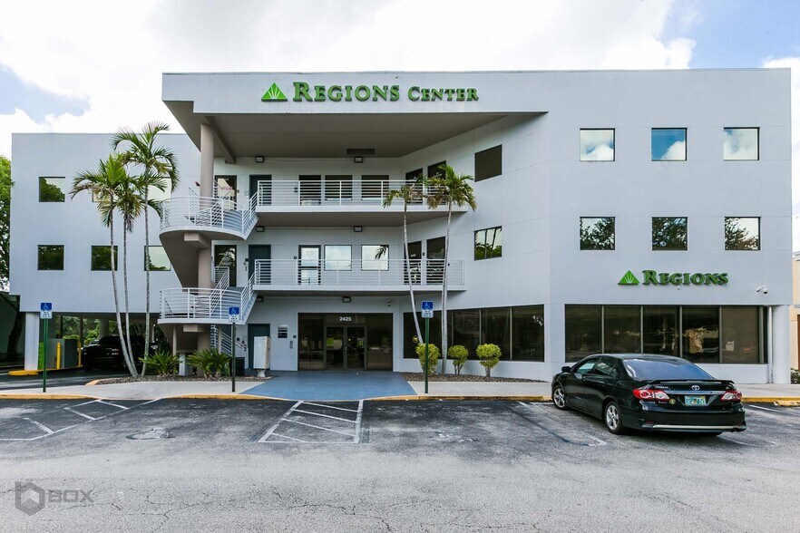 Primary Photo Of 2405-2425 N University Dr, Coral Springs Loft Creative Space For Lease