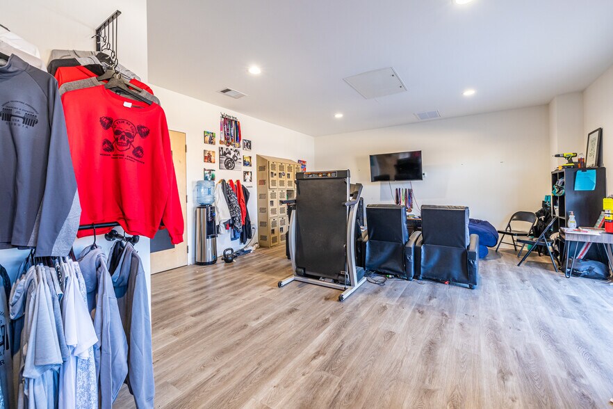 More Photos Of 4337 McBrayer Rd, Oakwood Warehouse For Sale