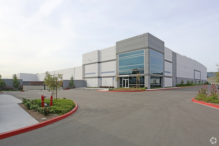 Primary Photo Of 14736 Nelson Ave, City of Industry Warehouse For Lease